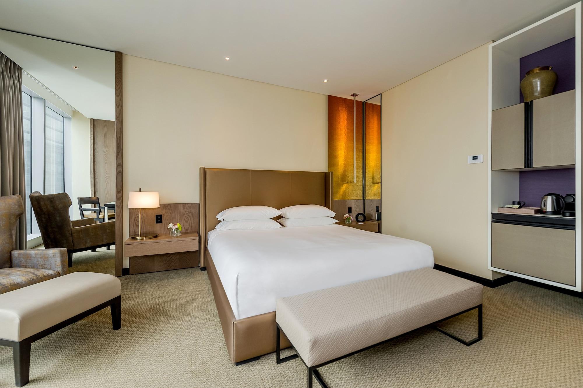 Hotel Grand Hyatt Bogotá Zewnętrze zdjęcie A bedroom at the hotel