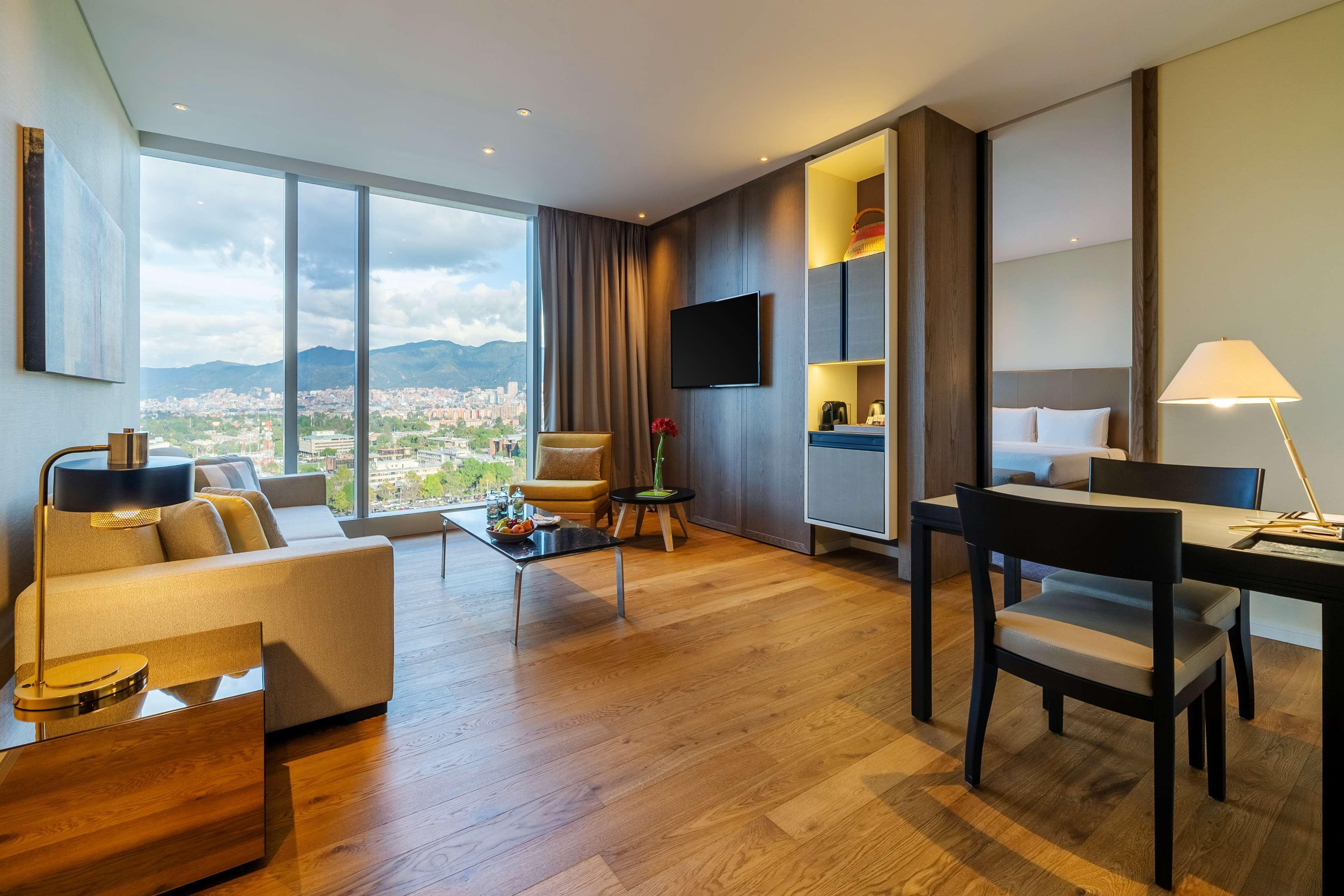 Hotel Grand Hyatt Bogotá Zewnętrze zdjęcie A suite at the hotel
